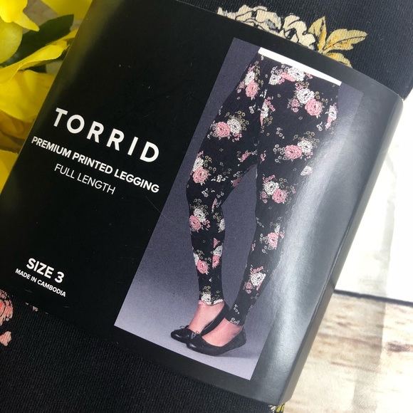 torrid Pants - Torrid Hippy Garden Floral Leggings